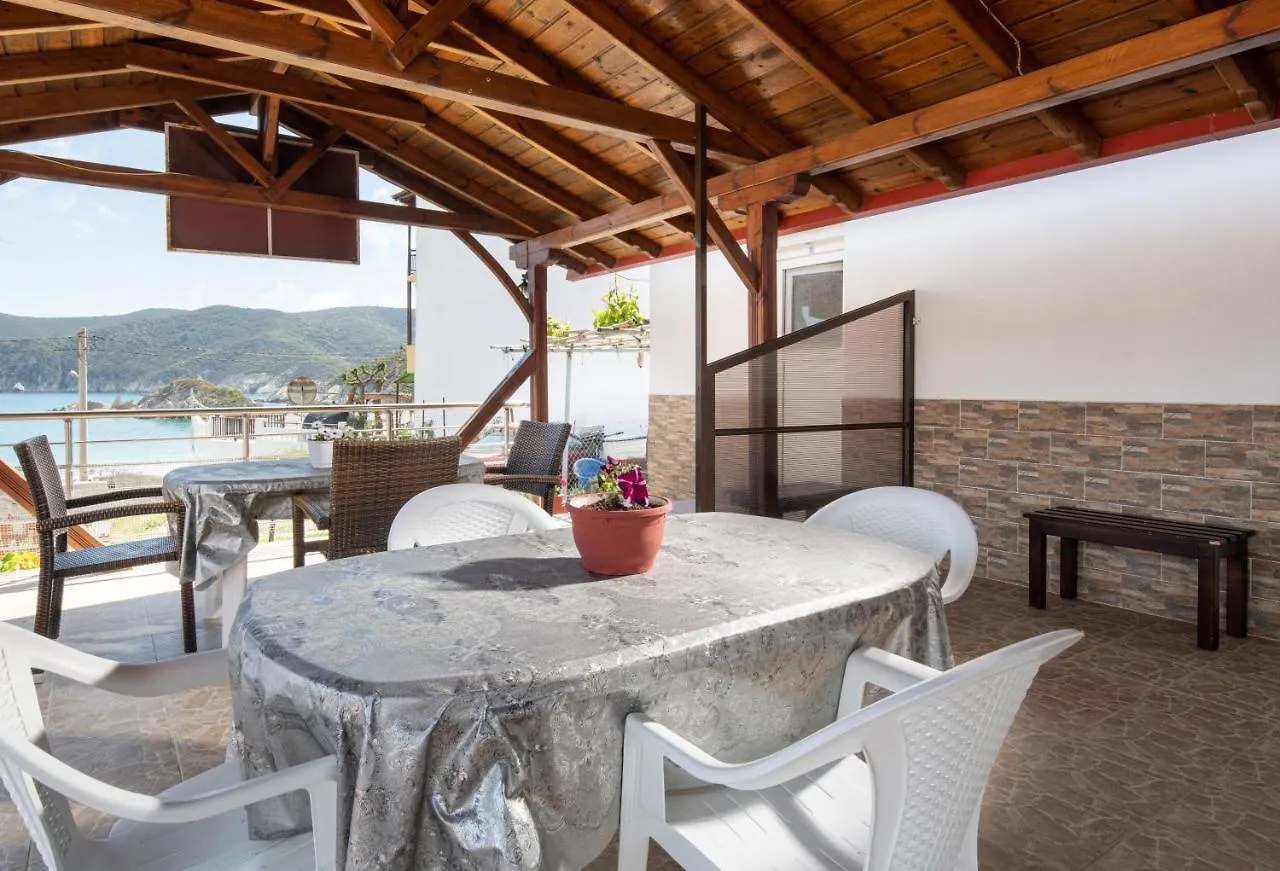 Lofos Kalamitsi Apartment Greece